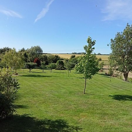Le Clos Des Marronniers Ecques Exteriör bild