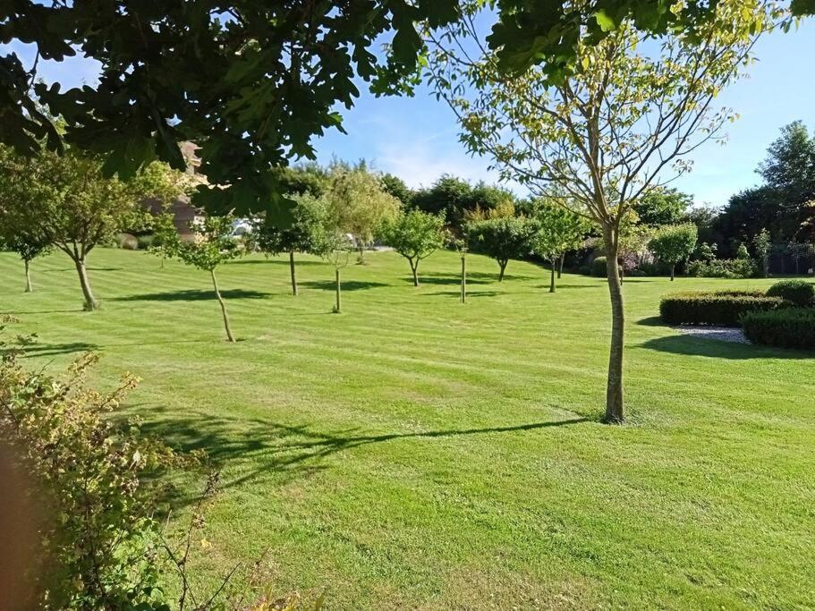 Le Clos Des Marronniers Ecques Exteriör bild