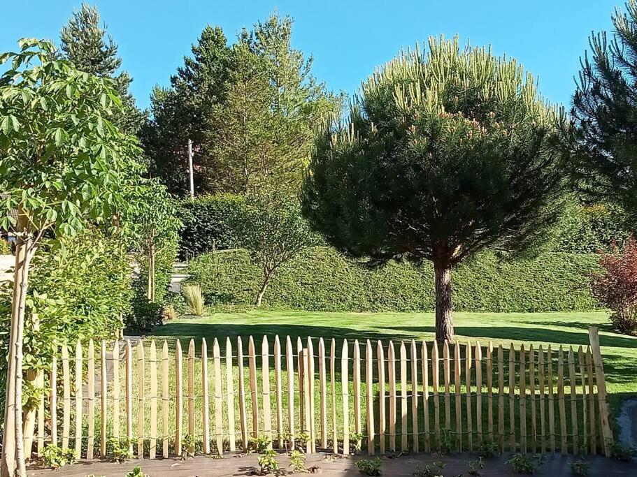 Le Clos Des Marronniers Ecques Exteriör bild